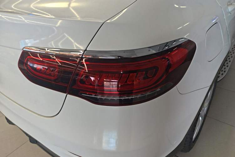 Used Mercedes-Benz GLC Coupe 2020 GLC 260 4MATIC Coupe SUV Right Rear Taillight