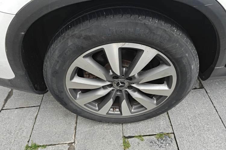 Used Mercedes-Benz GLC Coupe 2020 GLC 260 4MATIC Coupe SUV Right Rear Wheel Hub