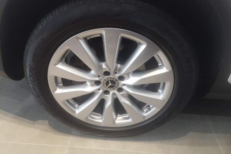 Used Mercedes-Benz GLC Coupe 2020 GLC 260 4MATIC Coupe SUV Right Rear Wheel Hub