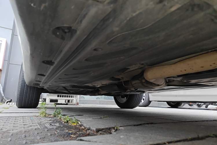 Used Mercedes-Benz GLC Coupe 2020 GLC 260 4MATIC Coupe SUV Right Side Sill