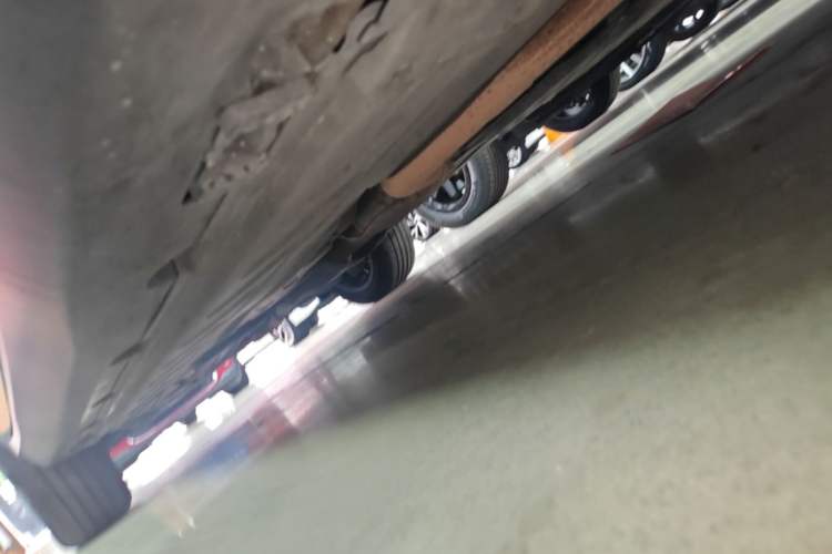 Used Mercedes-Benz GLC Coupe 2020 GLC 260 4MATIC Coupe SUV Right Side Sill