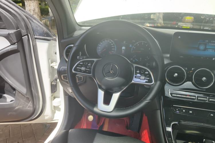 Used Mercedes-Benz GLC Coupe 2020 GLC 260 4MATIC Coupe SUV Steering Wheel