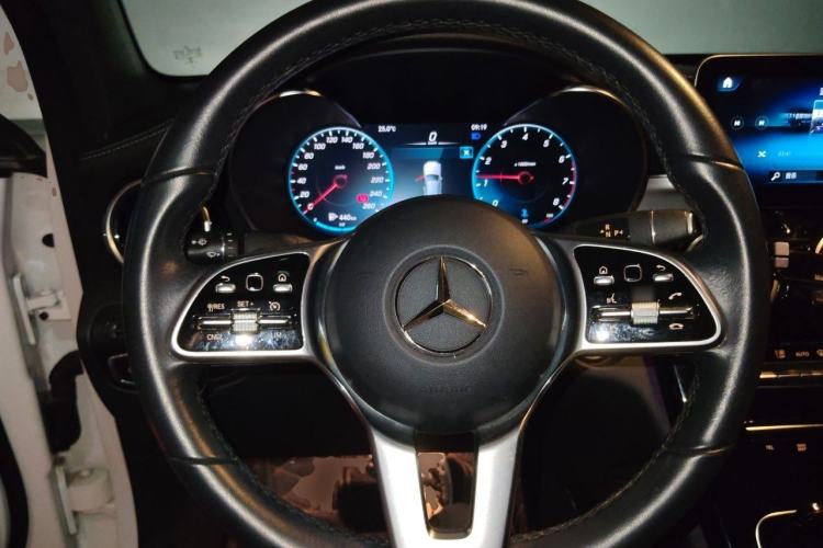Used Mercedes-Benz GLC Coupe 2020 GLC 260 4MATIC Coupe SUV Steering Wheel