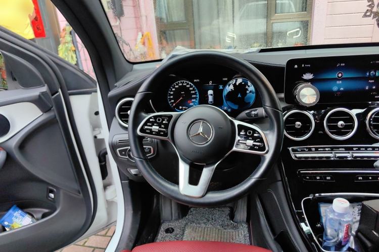 Used Mercedes-Benz GLC Coupe 2020 GLC 260 4MATIC Coupe SUV Steering Wheel