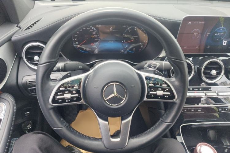 Used Mercedes-Benz GLC Coupe 2020 GLC 260 4MATIC Coupe SUV Steering Wheel