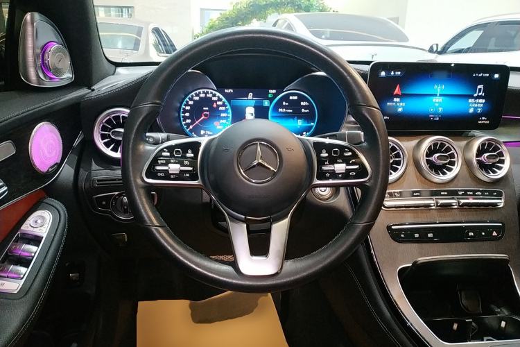Used Mercedes-Benz GLC Coupe 2020 GLC 300 4MATIC Coupe SUV Steering Wheel