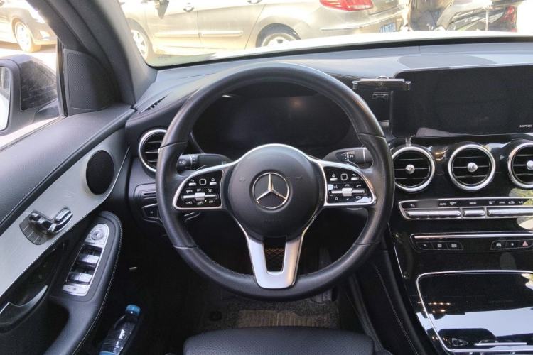 Used Mercedes-Benz GLC Coupe 2020 GLC 260 4MATIC Coupe SUV Steering Wheel