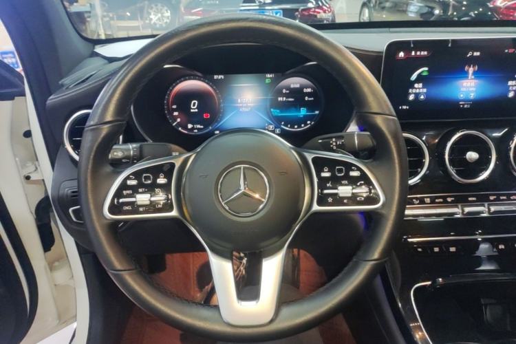 Used Mercedes-Benz GLC Coupe 2020 GLC 260 4MATIC Coupe SUV Steering Wheel
