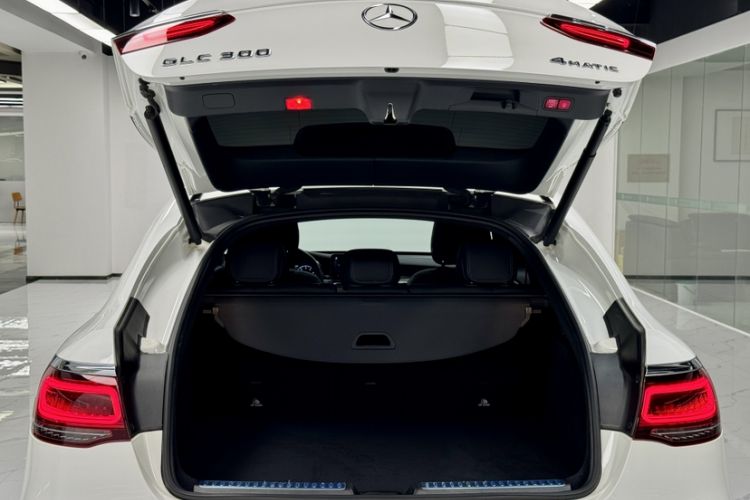 Used Mercedes-Benz GLC Coupe 2020 GLC 300 4MATIC Coupe SUV Trunk