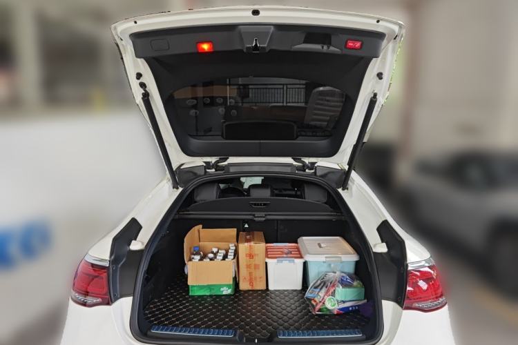 Used Mercedes-Benz GLC Coupe 2020 GLC 260 4MATIC Coupe SUV Trunk