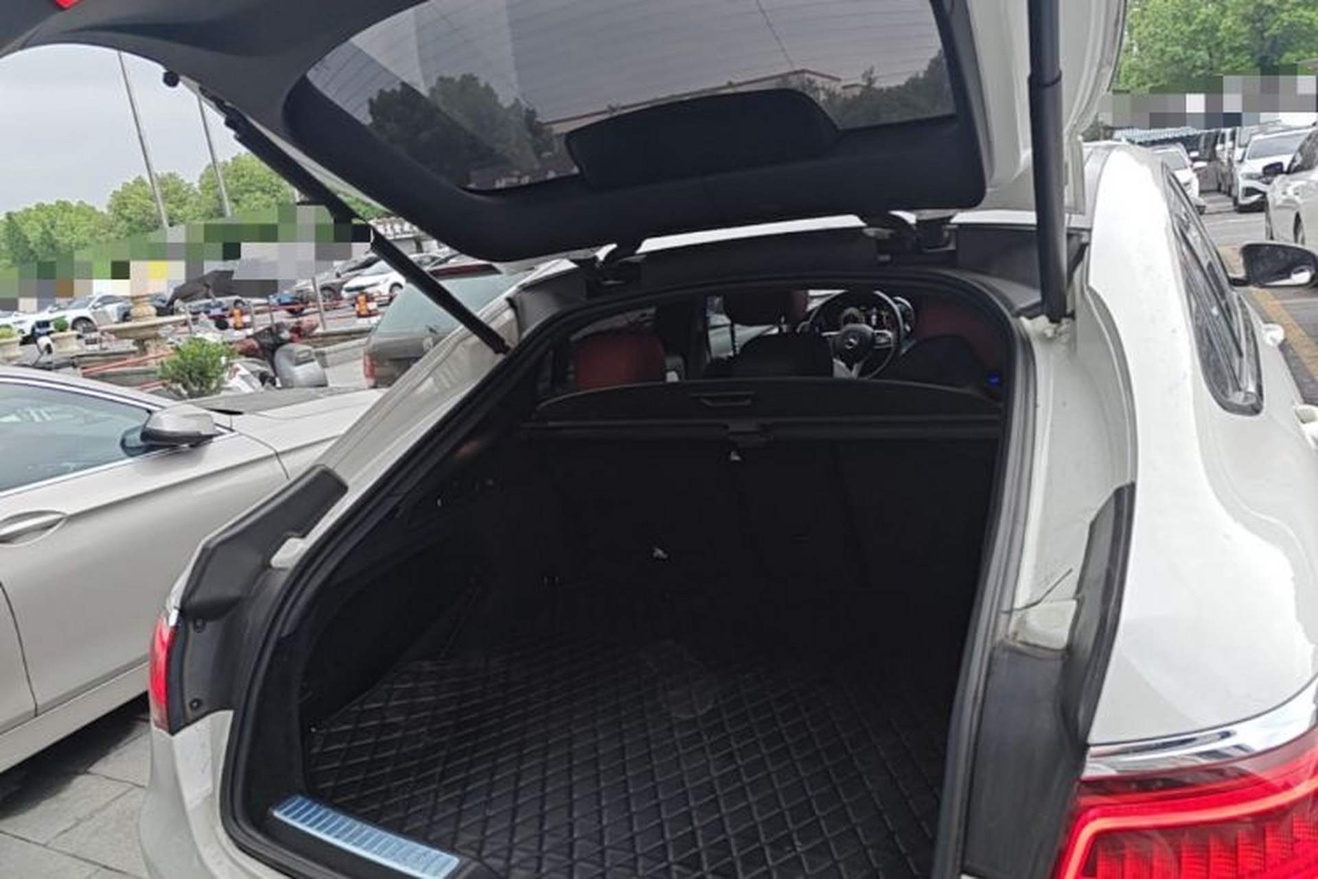 Used Mercedes-Benz GLC Coupe 2020 GLC 260 4MATIC Coupe SUV Trunk