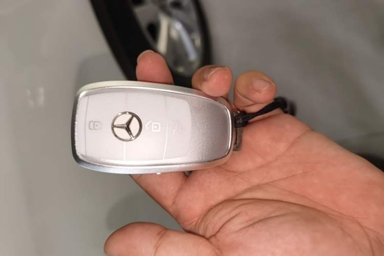 Used Mercedes-Benz GLC Coupe 2020 GLC 260 4MATIC Coupe SUV Vehicle Key