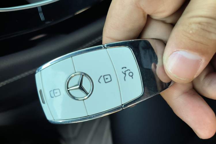 Used Mercedes-Benz GLC Coupe 2020 GLC 260 4MATIC Coupe SUV Vehicle Key