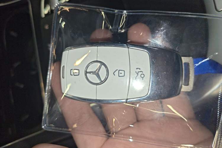 Used Mercedes-Benz GLC Coupe 2020 GLC 260 4MATIC Coupe SUV Vehicle Key