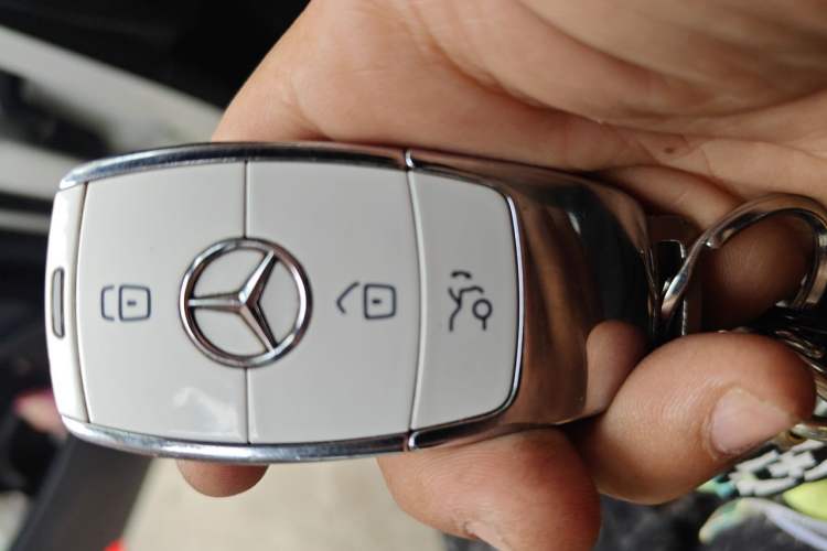 Used Mercedes-Benz GLC Coupe 2020 GLC 300 4MATIC Coupe SUV Vehicle Key