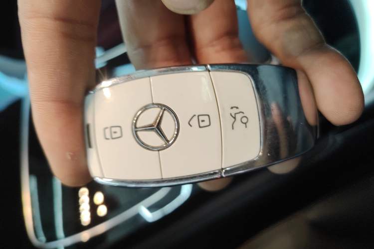 Used Mercedes-Benz GLC Coupe 2020 GLC 260 4MATIC Coupe SUV Vehicle Key