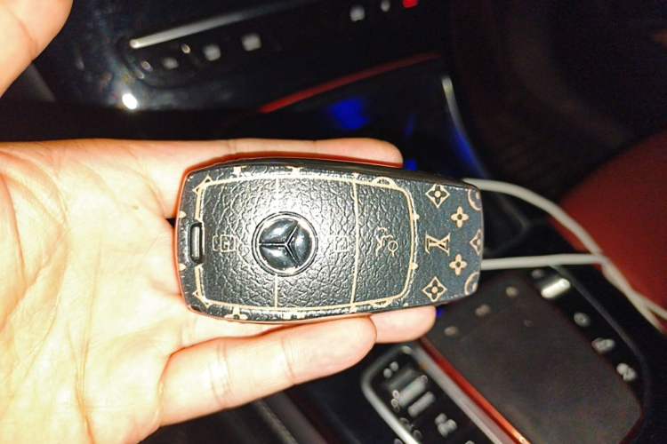 Used Mercedes-Benz GLC Coupe 2020 GLC 260 4MATIC Coupe SUV Vehicle Key