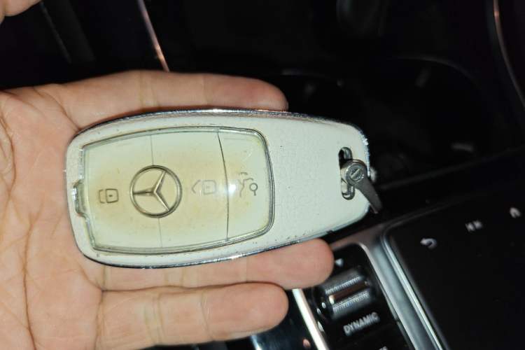 Used Mercedes-Benz GLC Coupe 2020 GLC 260 4MATIC Coupe SUV Vehicle Key