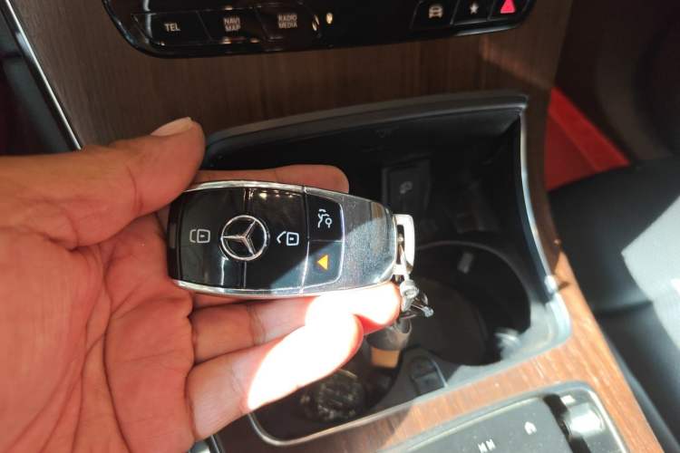 Used Mercedes-Benz GLC Coupe 2020 GLC 300 4MATIC Coupe SUV Vehicle Key