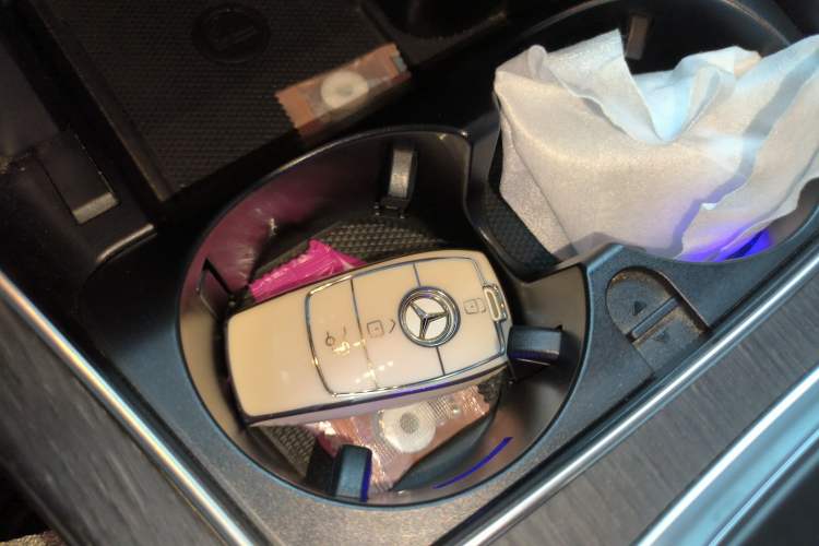 Used Mercedes-Benz GLC Coupe 2020 GLC 300 4MATIC Coupe SUV Vehicle Key