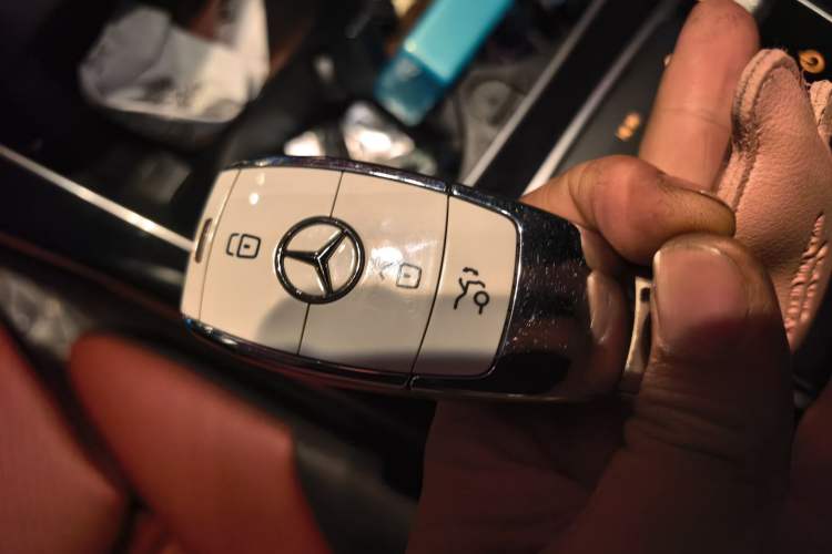 Used Mercedes-Benz GLC Coupe 2020 GLC 260 4MATIC Coupe SUV Vehicle Key