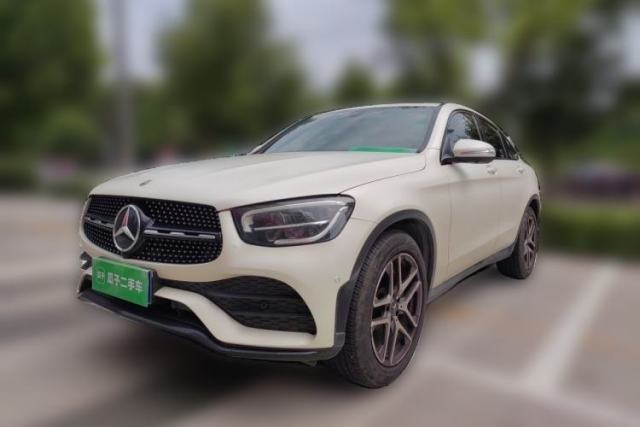 Ojetý Mercedes-Benz GLC Coupe 2020 GLC 260 4MATIC Coupe SUV