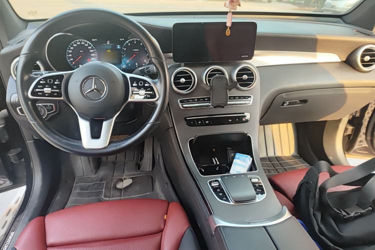 Used Mercedes-Benz GLC Coupe 2021 GLC 300 4MATIC Coupe SUV Center Console