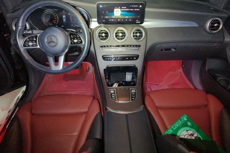 Used Mercedes-Benz GLC Coupe 2021 GLC 300 4MATIC Coupe SUV Center Console