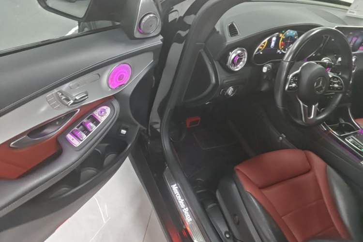 Used Mercedes-Benz GLC Coupe 2021 GLC 260 4MATIC Coupe SUV Driver Seat