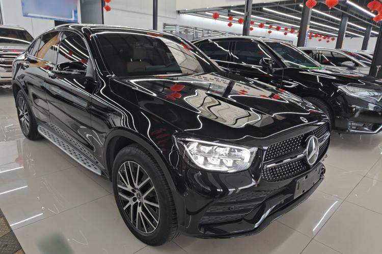 Used Mercedes-Benz GLC Coupe 2021 GLC 300 4MATIC Coupe SUV Exterior 2