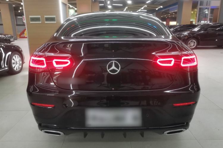 Used Mercedes-Benz GLC Coupe 2021 GLC 260 4MATIC Coupe SUV Exterior 4