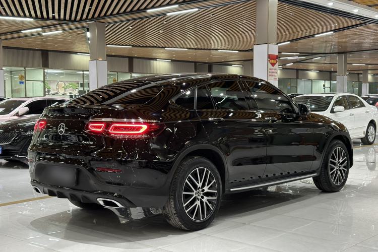 Used Mercedes-Benz GLC Coupe 2021 GLC 300 4MATIC Coupe SUV Exterior 6