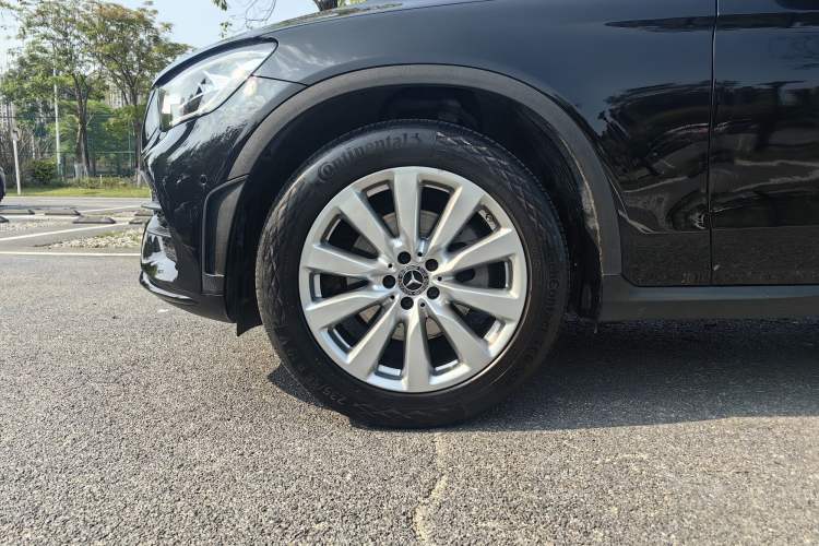 Used Mercedes-Benz GLC Coupe 2021 GLC 260 4MATIC Coupe SUV Exterior 8