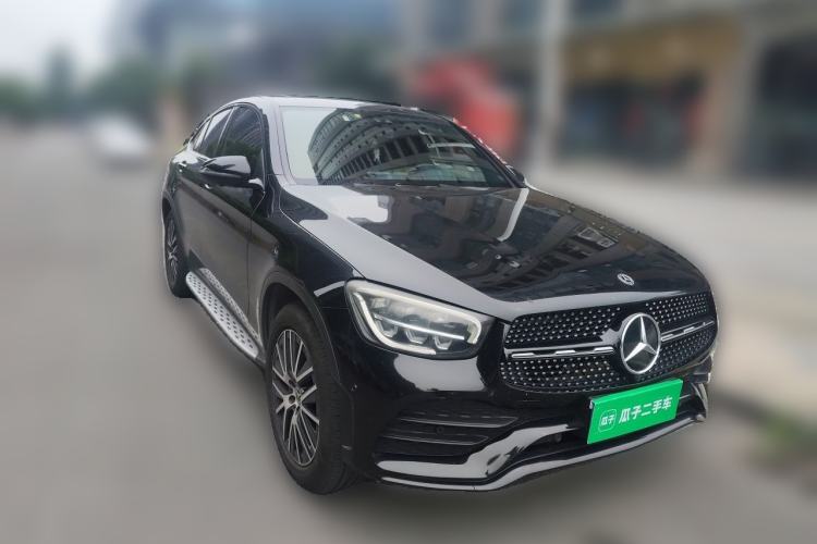 Used Mercedes-Benz GLC Coupe 2021 GLC 300 4MATIC Coupe SUV Front Right 45 Deg