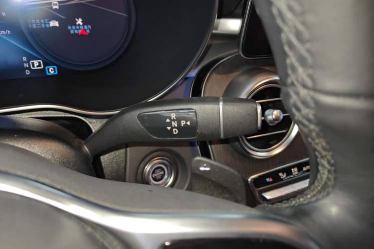 Used Mercedes-Benz GLC Coupe 2021 GLC 300 4MATIC Coupe SUV Gear Lever