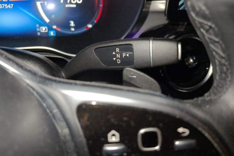 Used Mercedes-Benz GLC Coupe 2021 GLC 260 4MATIC Coupe SUV Gear Lever