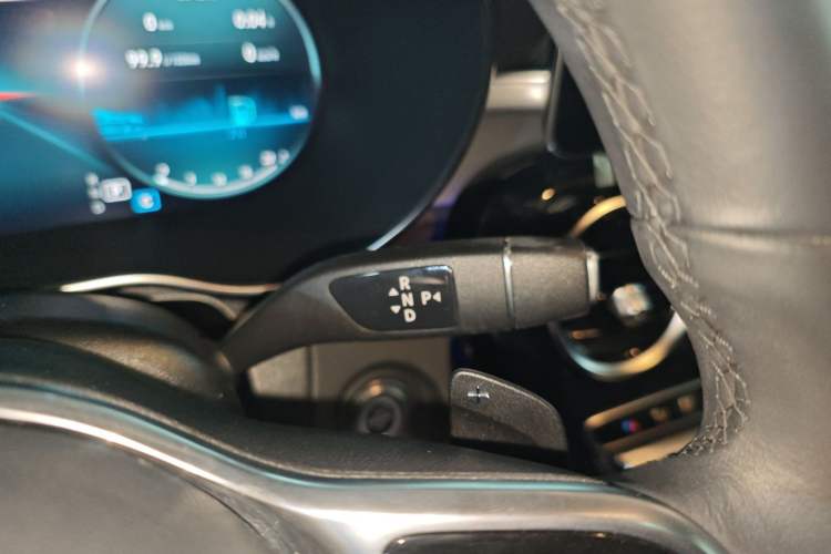 Used Mercedes-Benz GLC Coupe 2021 GLC 260 4MATIC Coupe SUV Gear Lever