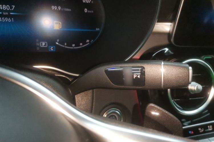 Used Mercedes-Benz GLC Coupe 2021 GLC 260 4MATIC Coupe SUV Gear Lever