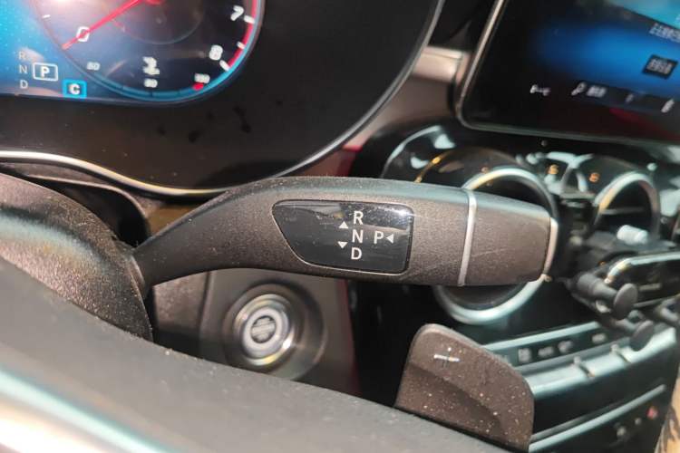 Used Mercedes-Benz GLC Coupe 2021 GLC 260 4MATIC Coupe SUV Gear Lever