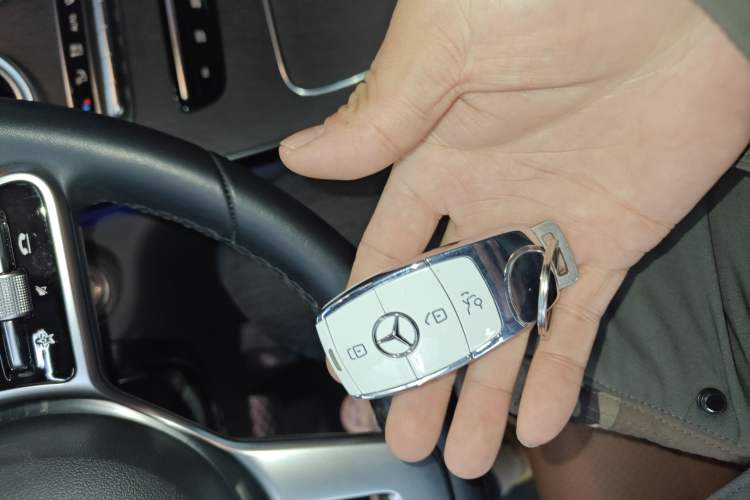 Used Mercedes-Benz GLC Coupe 2021 GLC 300 4MATIC Coupe SUV Interior 1