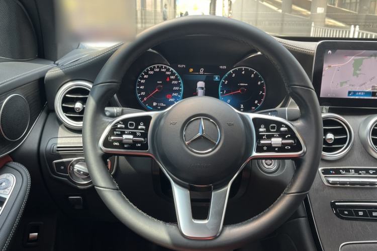 Used Mercedes-Benz GLC Coupe 2021 GLC 300 4MATIC Coupe SUV Interior 2