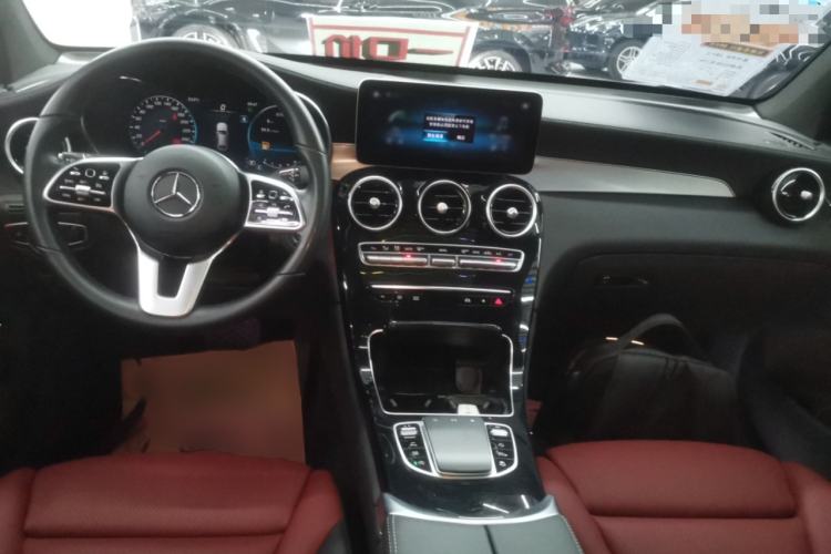 Used Mercedes-Benz GLC Coupe 2021 GLC 260 4MATIC Coupe SUV Interior 2
