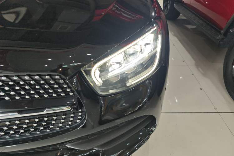 Used Mercedes-Benz GLC Coupe 2021 GLC 260 4MATIC Coupe SUV Left Front Headlight