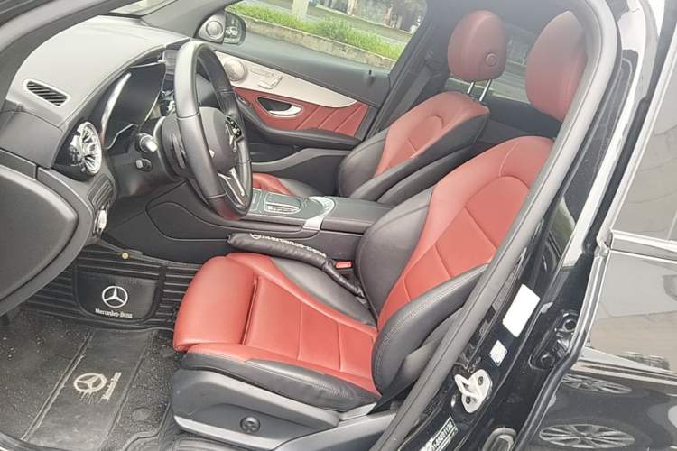 Used Mercedes-Benz GLC Coupe 2021 GLC 260 4MATIC Coupe SUV Left Front Seat