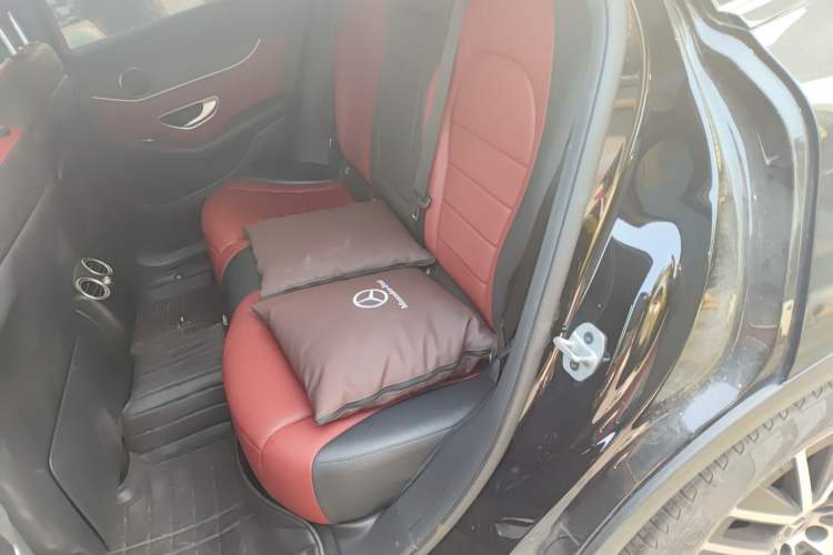 Used Mercedes-Benz GLC Coupe 2021 GLC 300 4MATIC Coupe SUV Left Rear Seat