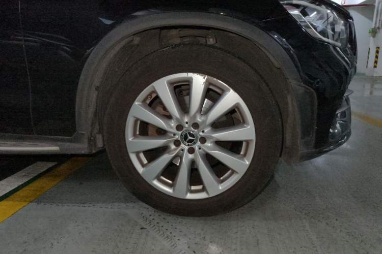 Used Mercedes-Benz GLC Coupe 2021 GLC 260 4MATIC Coupe SUV Right Front Wheel Hub