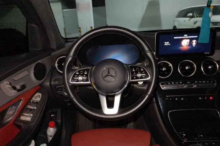 Used Mercedes-Benz GLC Coupe 2021 GLC 260 4MATIC Coupe SUV Steering Wheel