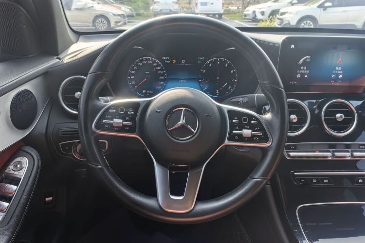 Used Mercedes-Benz GLC Coupe 2021 GLC 260 4MATIC Coupe SUV Steering Wheel