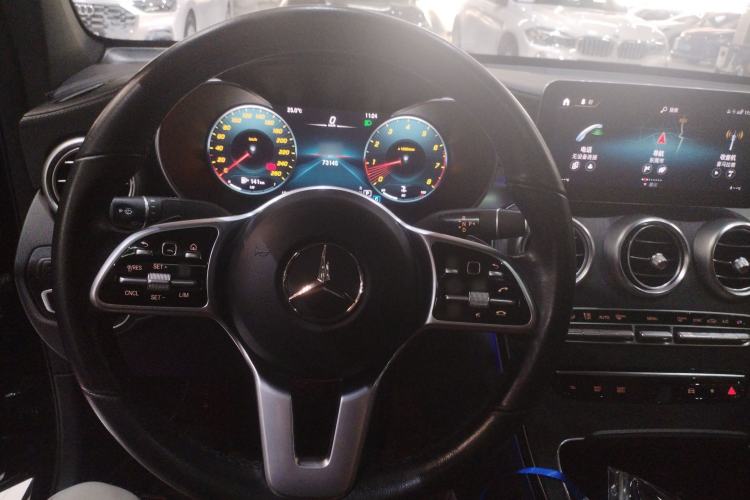 Used Mercedes-Benz GLC Coupe 2021 GLC 300 4MATIC Coupe SUV Steering Wheel
