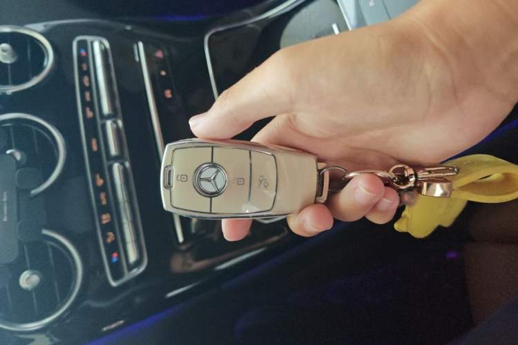 Used Mercedes-Benz GLC Coupe 2021 GLC 260 4MATIC Coupe SUV Vehicle Key